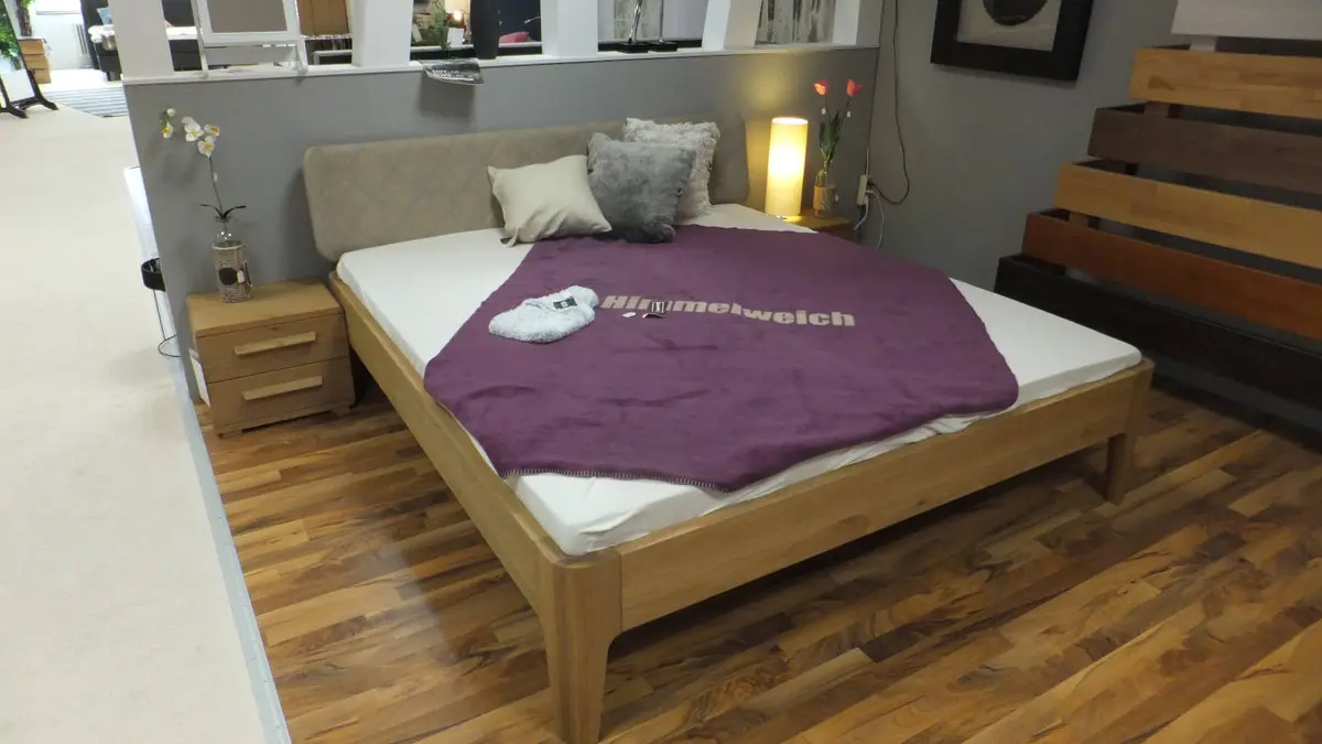 Bett Oak-Line